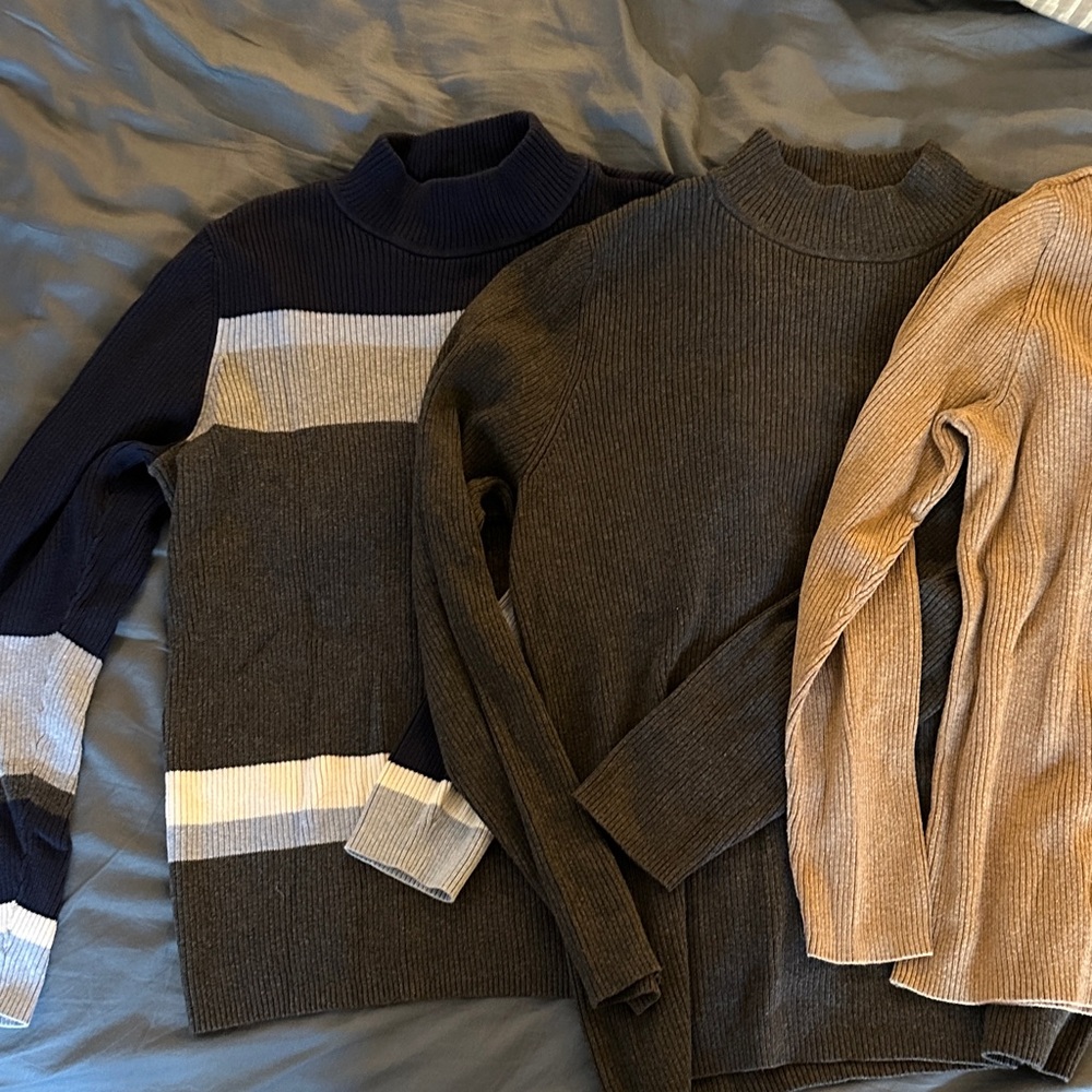 Women’s Turtleneck Sweaters - 3 items 💯 cotton